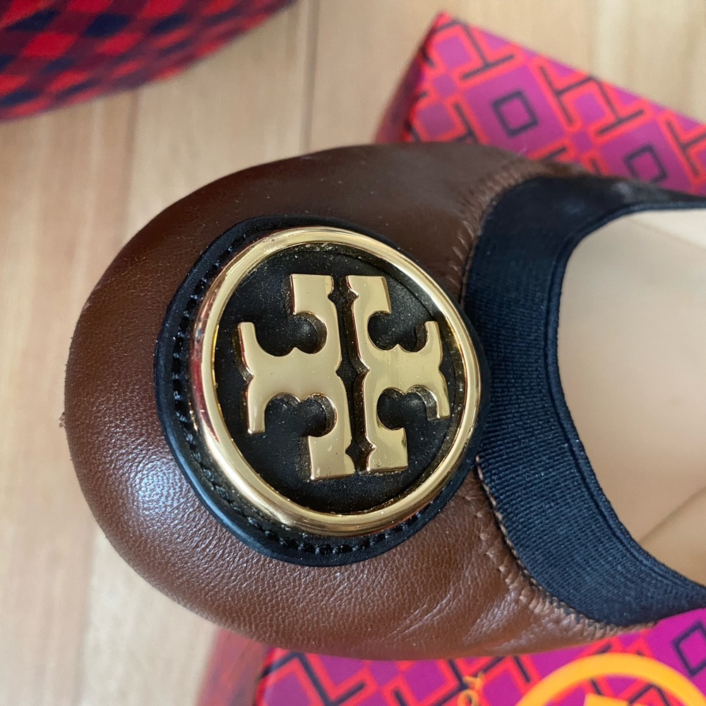 Tory Burch Caroline - Picture 3 of 9